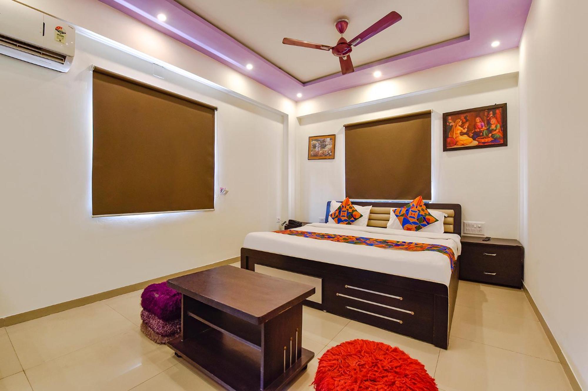 Fabhotel Crystal Inn II - Paldi Char Rasta Ahmedabad Exterior photo